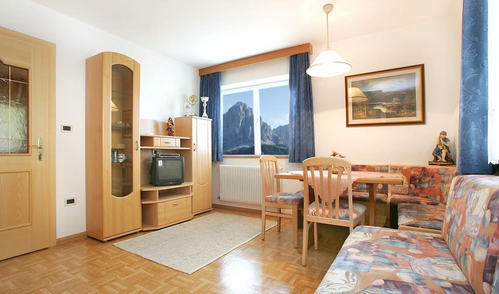 Santa Cristina Val Gardena Apartments La Baita חדר תמונה